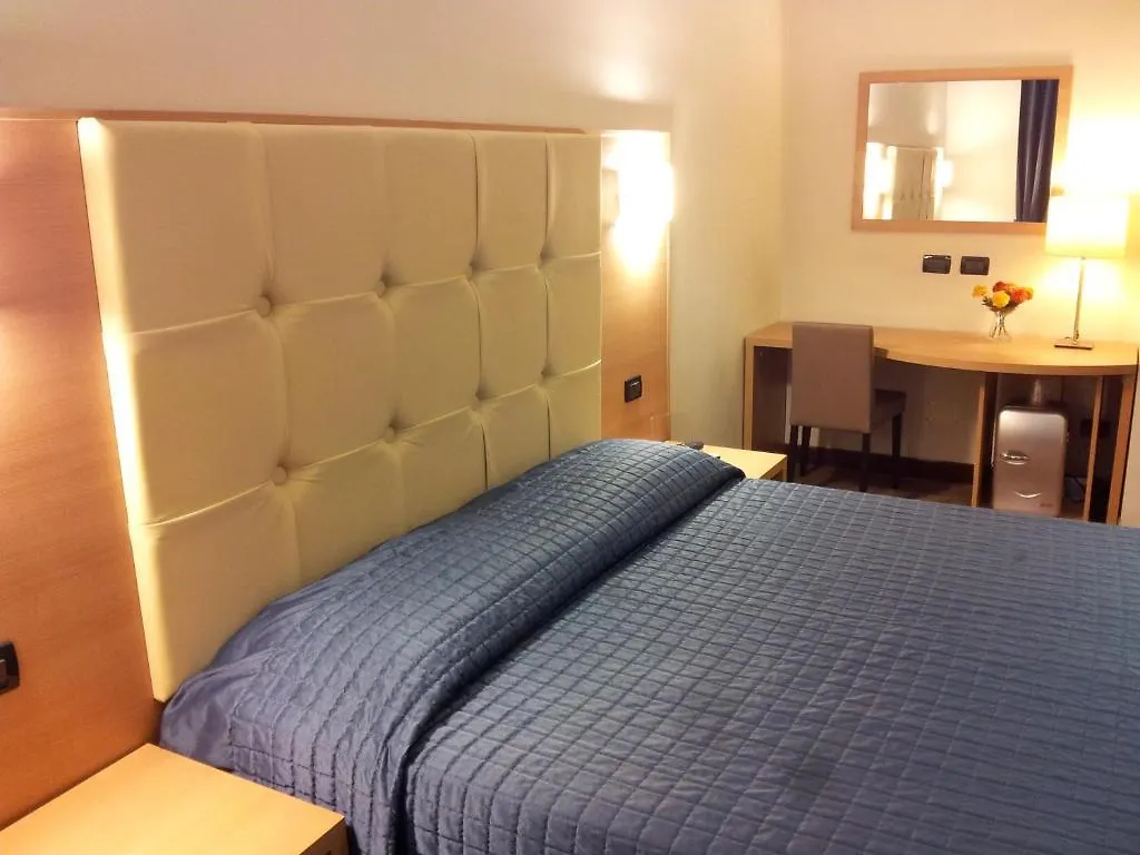 Guest house Residenza Cola Di Rienzo - Suite In Rome