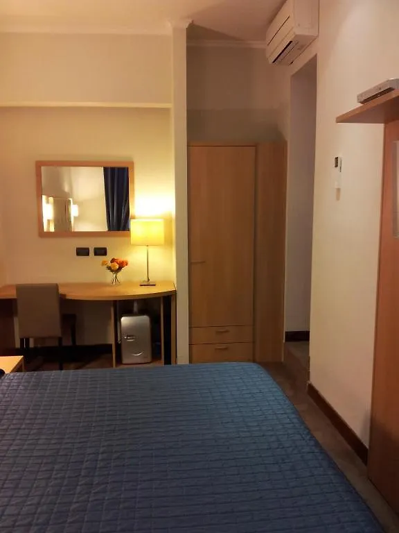 Residenza Cola Di Rienzo - Suite In Rome 2*,  Italy